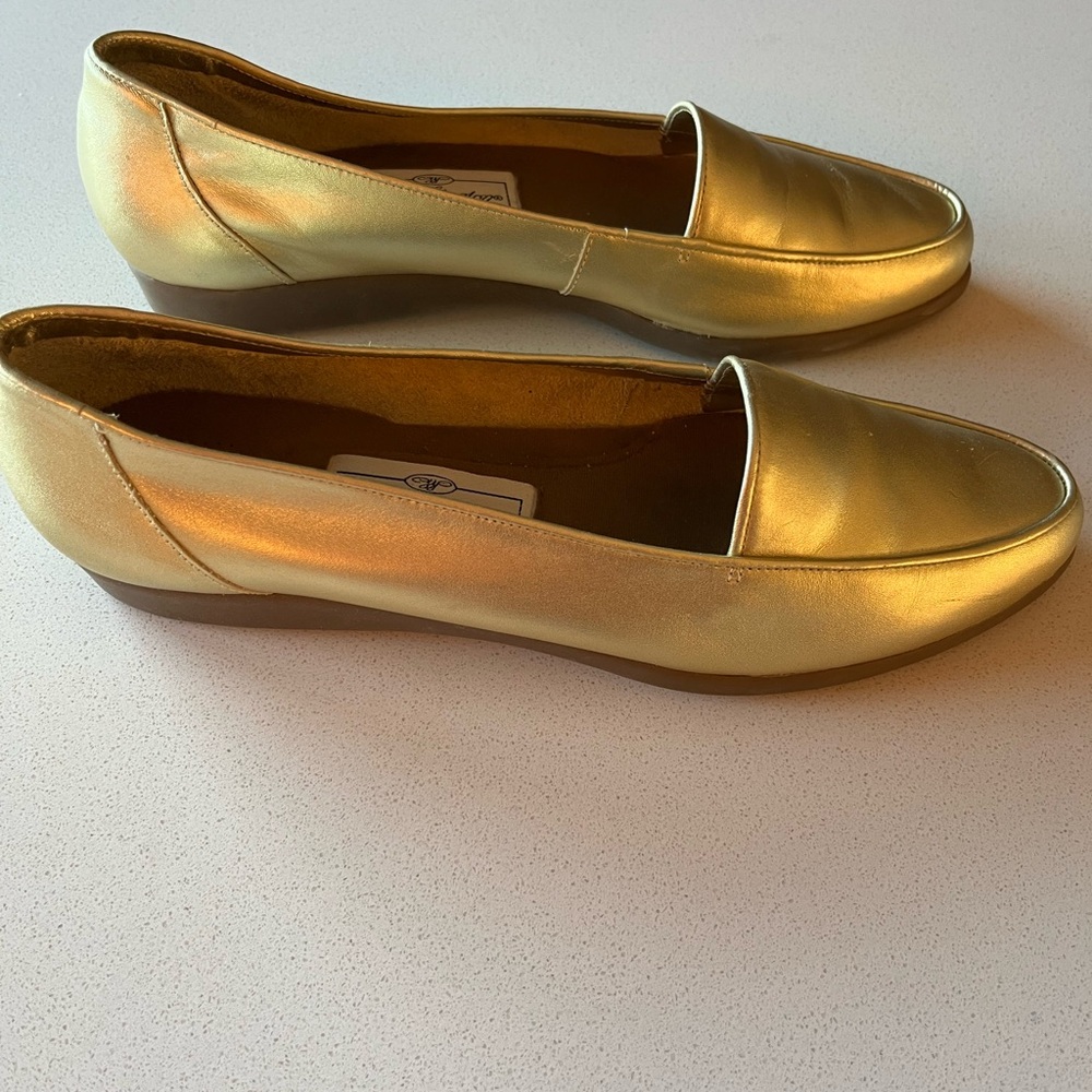 Vintage Worthington Sport Gold Leather Loafers